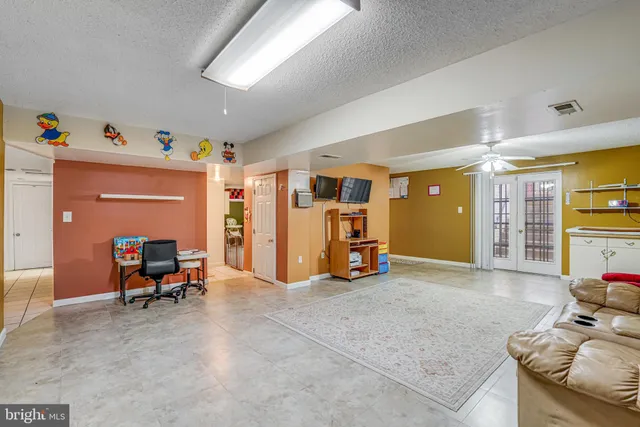 $1,179,000 | 3444 Washington Drive, Falls Church, VA 22041