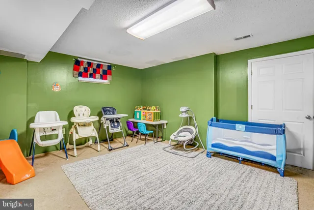 $1,179,000 | 3444 Washington Drive, Falls Church, VA 22041