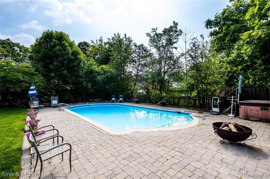 1114 Berkshire Road Grosse Pointe Park, MI 48230 - Photo 41 of 49