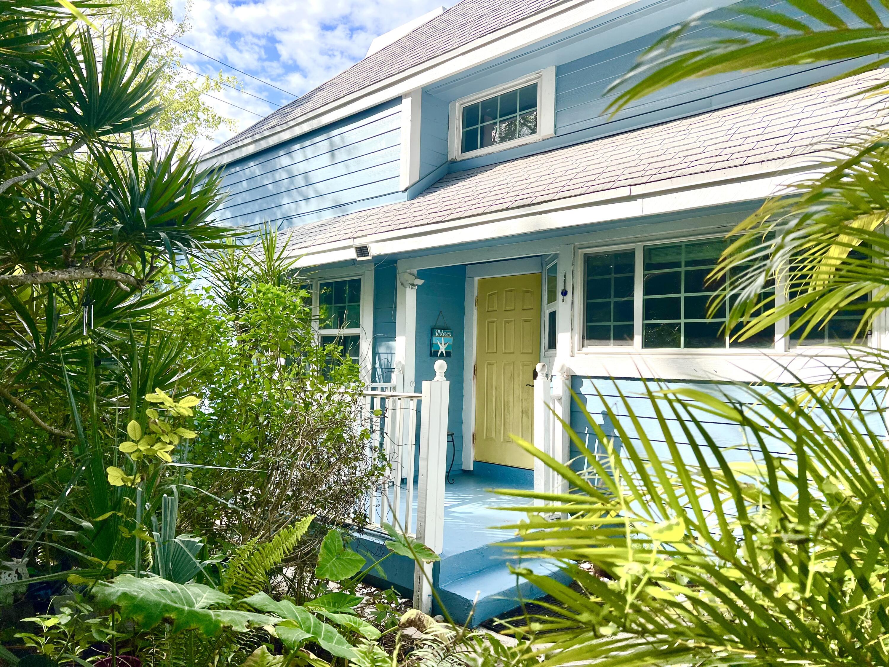 714 Ocean Dunes Circle Jupiter, FL 33477 - Photo 3 of 15 Front Exterior