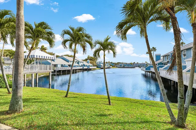 $3,000 | 714 Ocean Dunes Circle, Jupiter, FL 33477