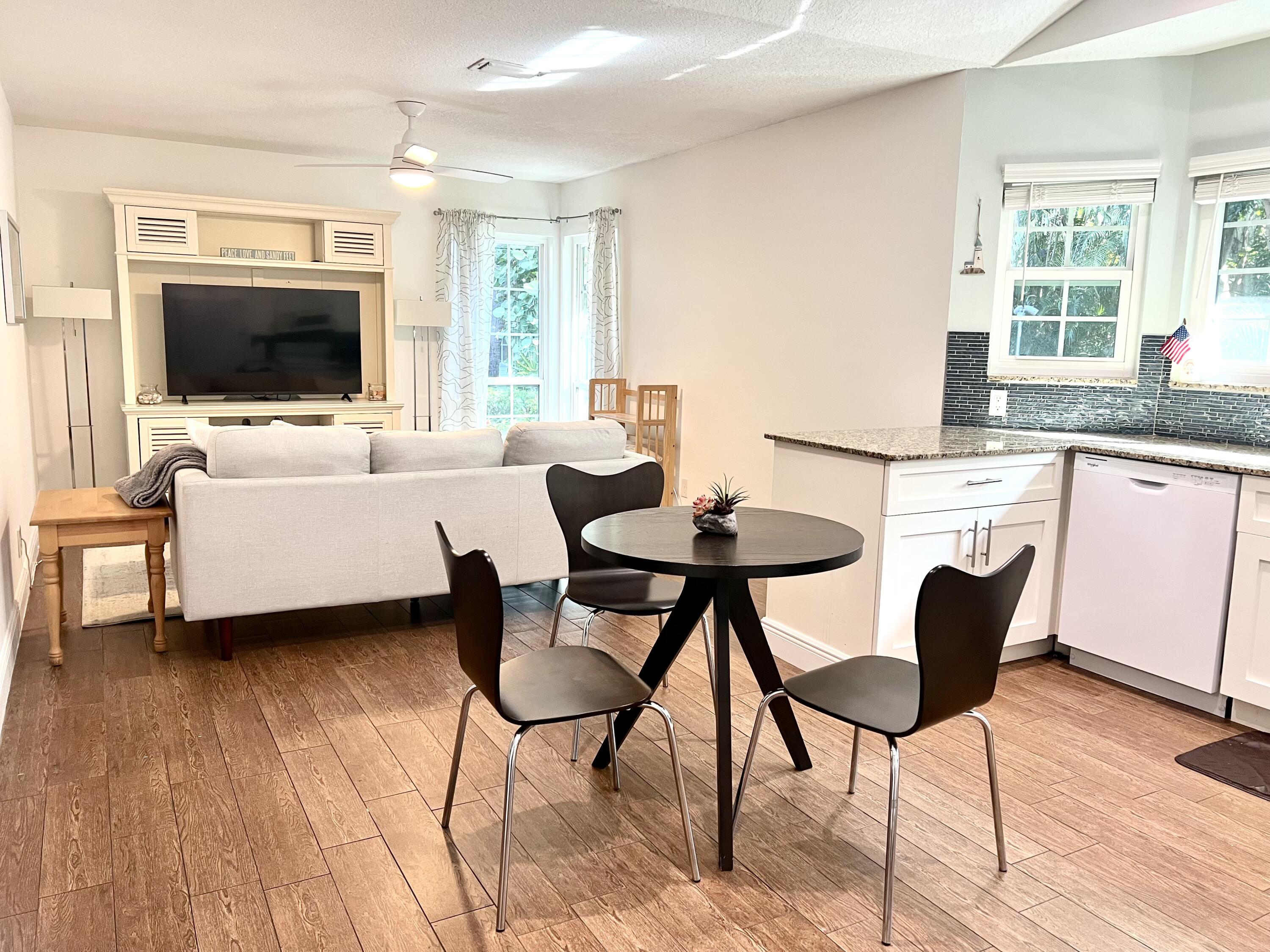 714 Ocean Dunes Circle Jupiter, FL 33477 - Photo 4 of 15 IMG_5164