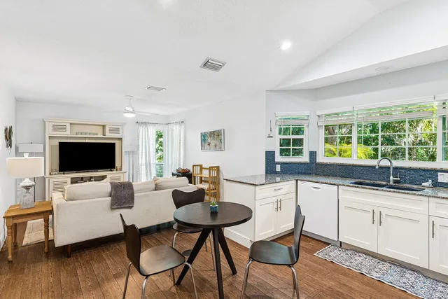 $3,000 | 714 Ocean Dunes Circle, Jupiter, FL 33477