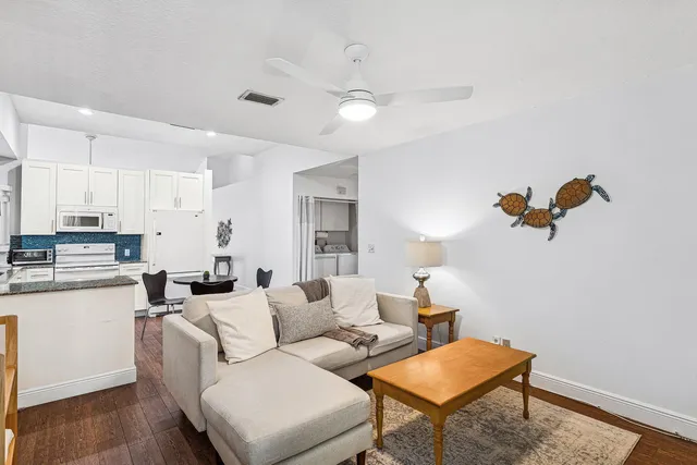 $3,000 | 714 Ocean Dunes Circle, Jupiter, FL 33477