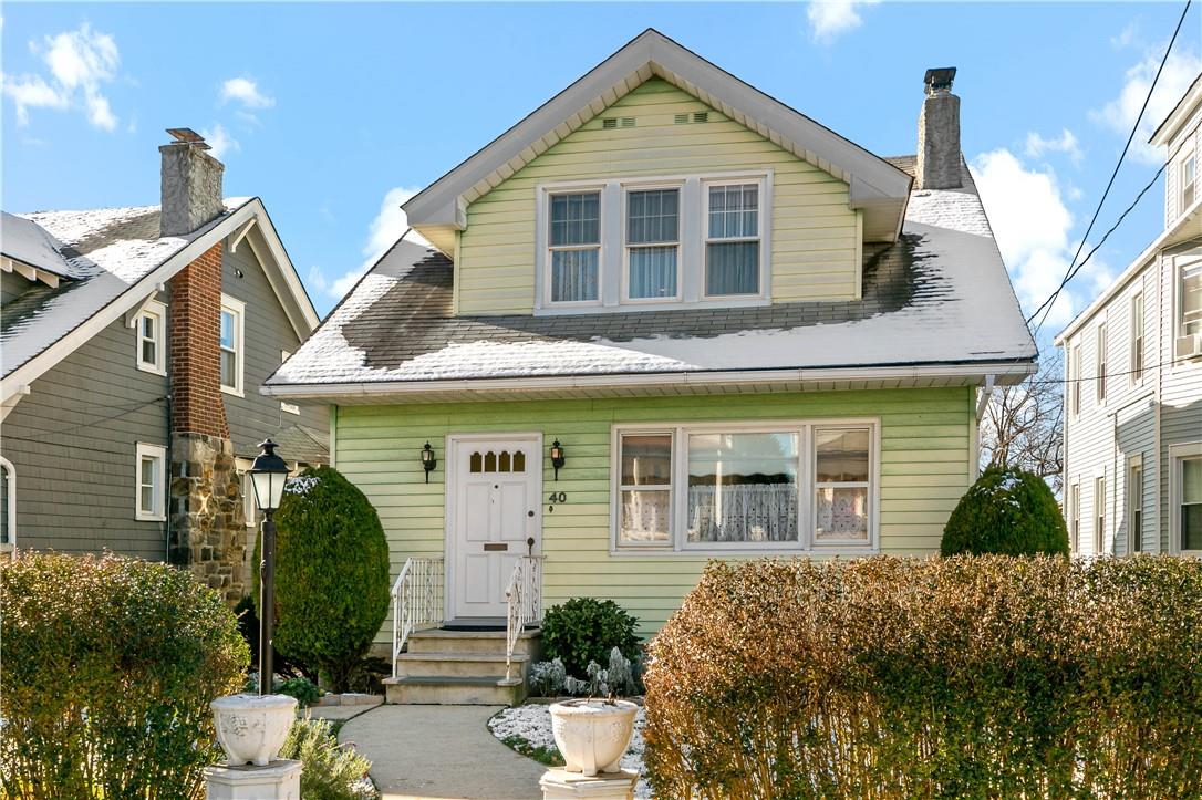 Welcome to 40 Dewey Ave!