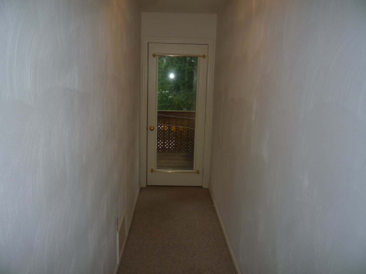 5616 Starkey Road Roanoke, VA 24018 - Photo 10 of 21 P1020892