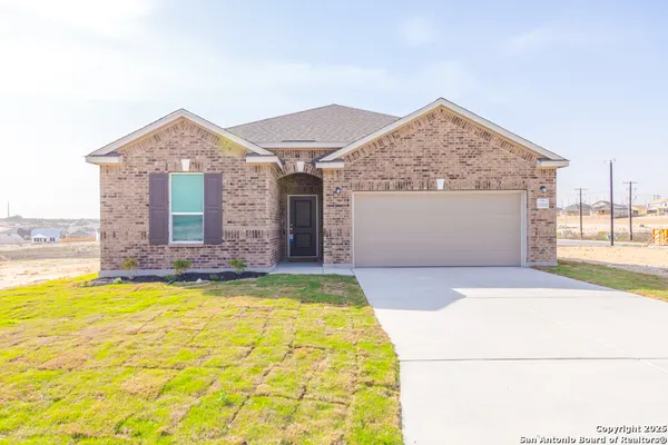 $2,050 | 15515 Electra Circle, San Antonio, TX 78245