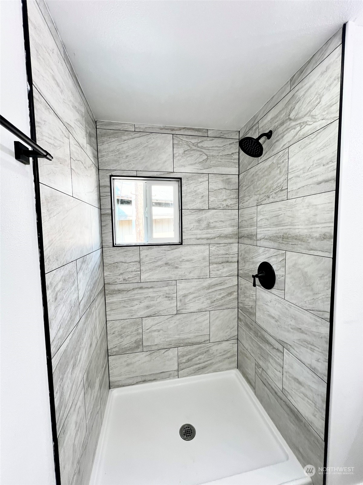 2115 Rocky Point Road Northwest, Unit 1A Bremerton, WA 98312 - Photo 13 of 22