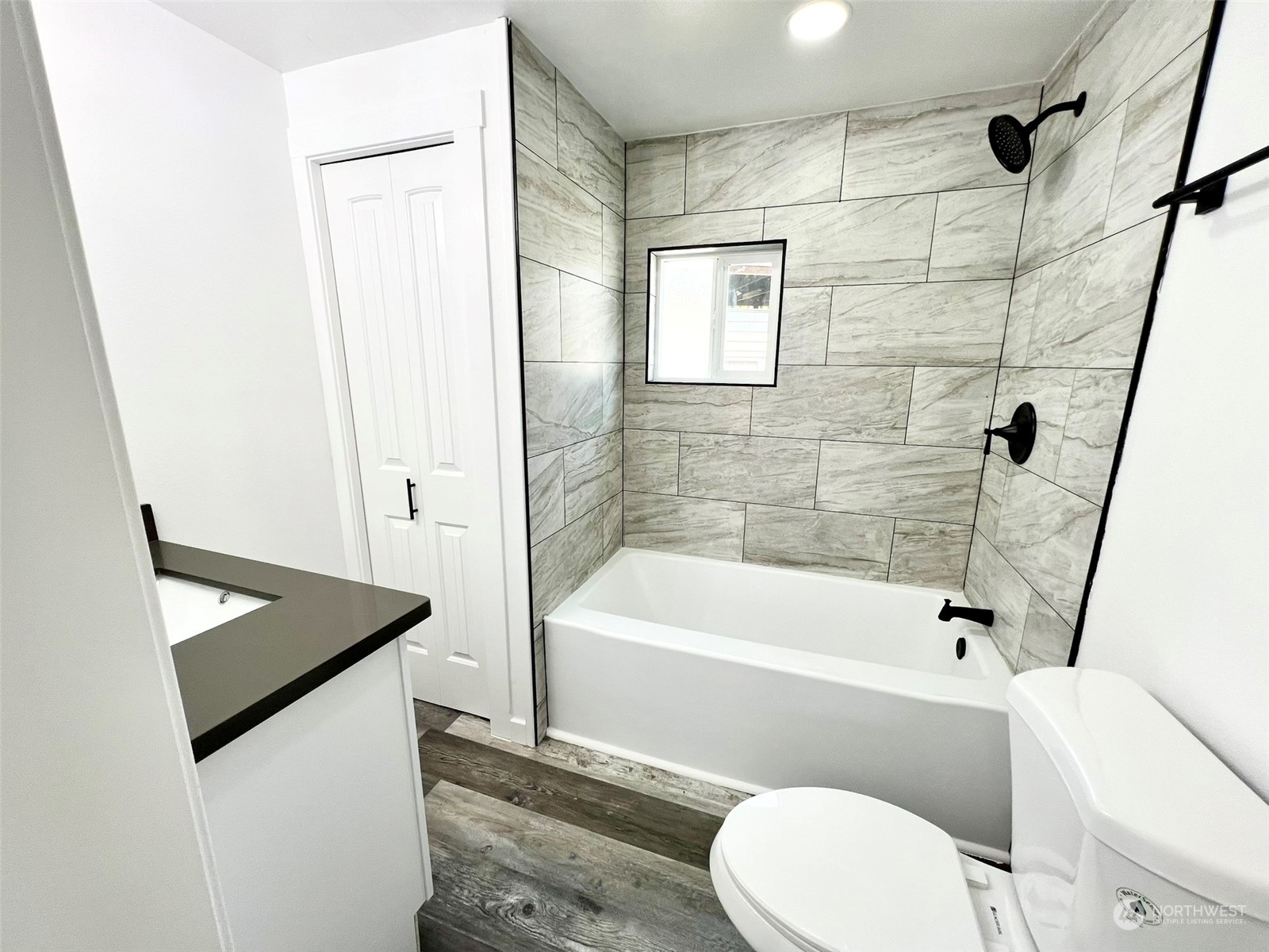 2115 Rocky Point Road Northwest, Unit 1A Bremerton, WA 98312 - Photo 14 of 22