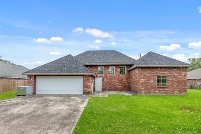 $399,800 | 2300 23rd Street, Lake Charles, LA 70601