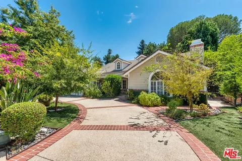 $3,595,000 | 17040 Rancho Street, Encino, CA 91316