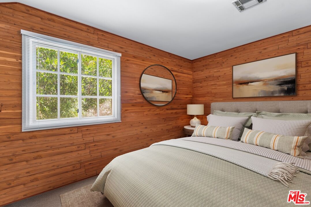 17040 Rancho Street Encino, CA 91316 - Photo 36 of 52