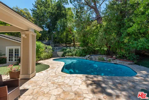 $3,595,000 | 17040 Rancho Street, Encino, CA 91316