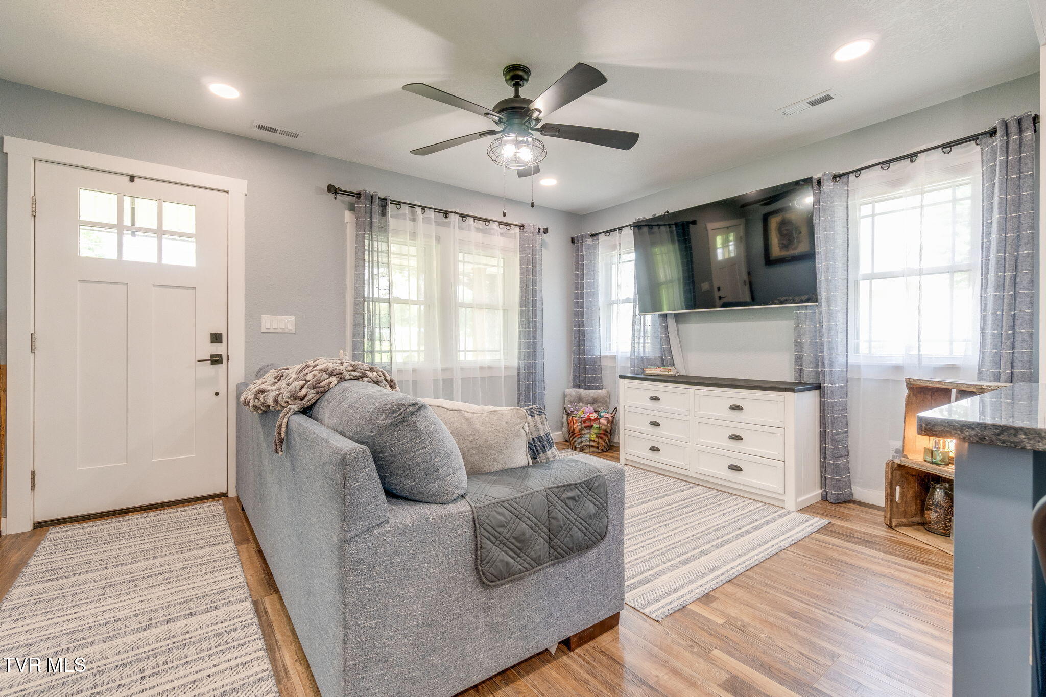 875 Rock Creek Road Erwin, TN 37650 - Photo 6 of 25 006