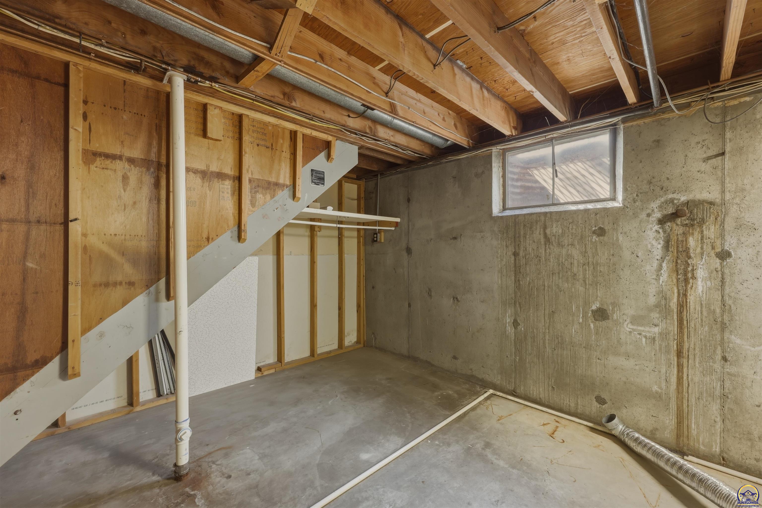 2809 Southwest Hillcrest Road Topeka, KS 66614 - Photo 23 of 26