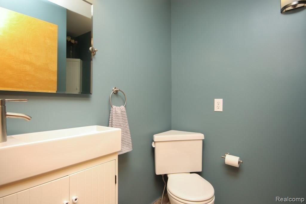 1205 Darwin Road Pinckney, MI 48169 - Photo 45 of 65 IMG_3206 (Custom).jpg