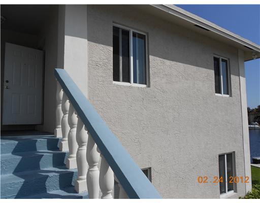 199 East McNab Road, Unit 212 Pompano Beach, FL 33060 - Photo 1 of 7 Primary Photo
