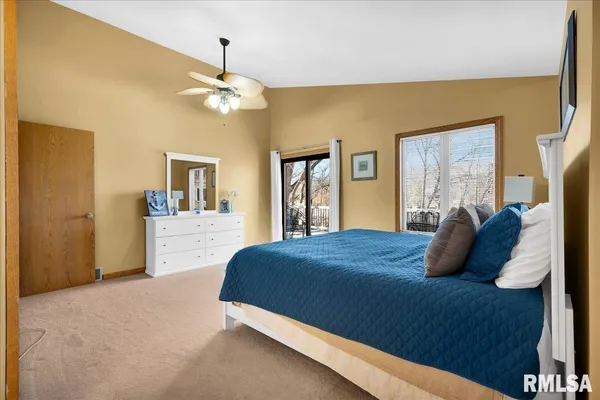 $599,900 | 163 Briarwood Place, Dahinda, IL 61428