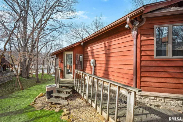 $599,900 | 163 Briarwood Place, Dahinda, IL 61428