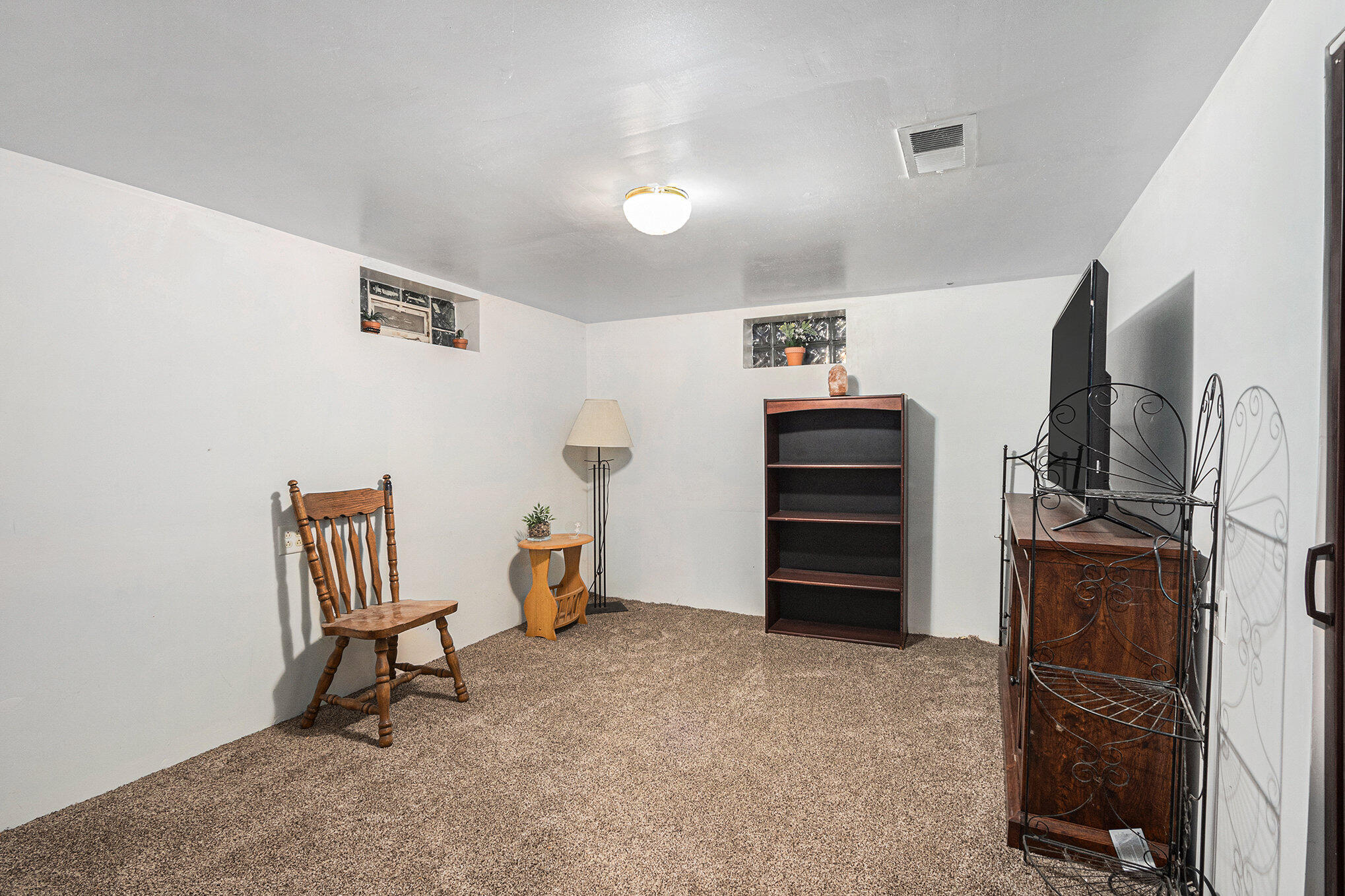 4056 Cleveland Street Gary, IN 46408 - Photo 17 of 23 2038x1358