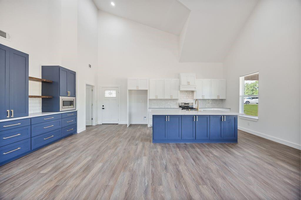181 County Road 4757 Rhome, TX 76078 - Photo 8 of 38 Gallery Image 8