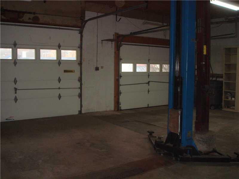 112 Broughton Road Bethel Park, PA 15102 - Photo 7 of 22 Other. Garages