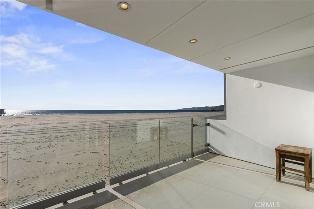 4 Jib Street, Unit 3 Marina del Rey, CA 90292 - Photo 11 of 37