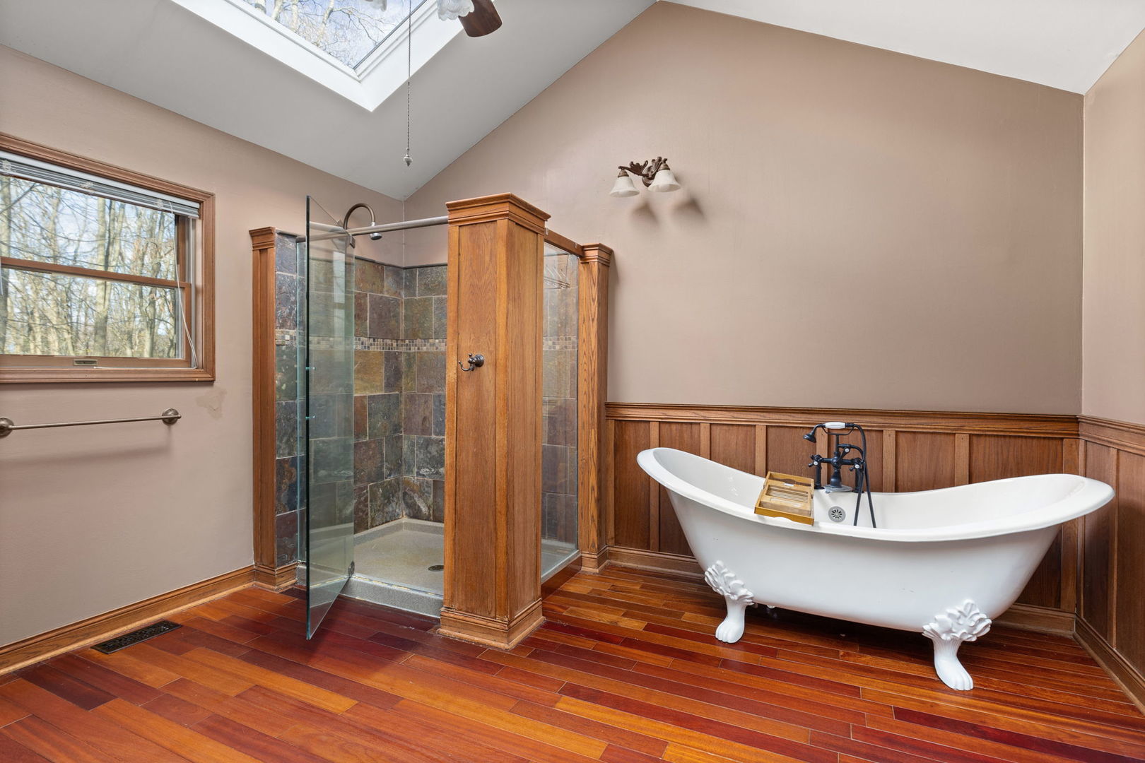1220 Naperville Road Bartlett, IL 60103 - Photo 24 of 46 Gallery Image 24