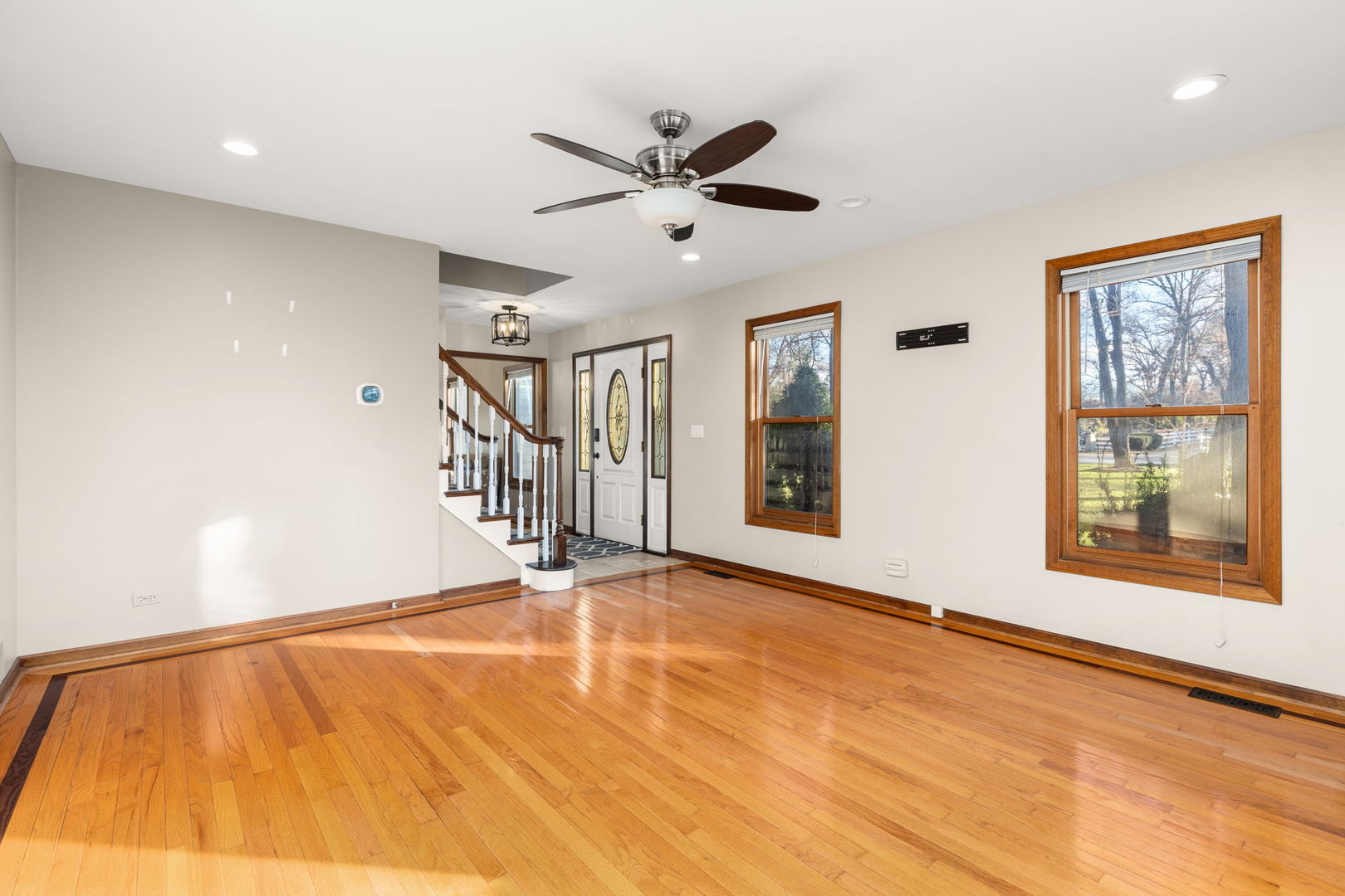 1220 Naperville Road Bartlett, IL 60103 - Photo 6 of 46 Gallery Image 6