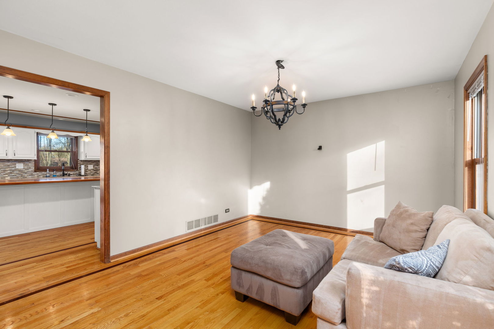 1220 Naperville Road Bartlett, IL 60103 - Photo 9 of 46 Gallery Image 9