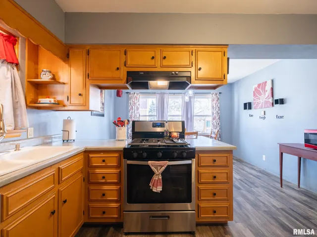 $139,900 | 1404 North 11th Street, Pekin, IL 61554