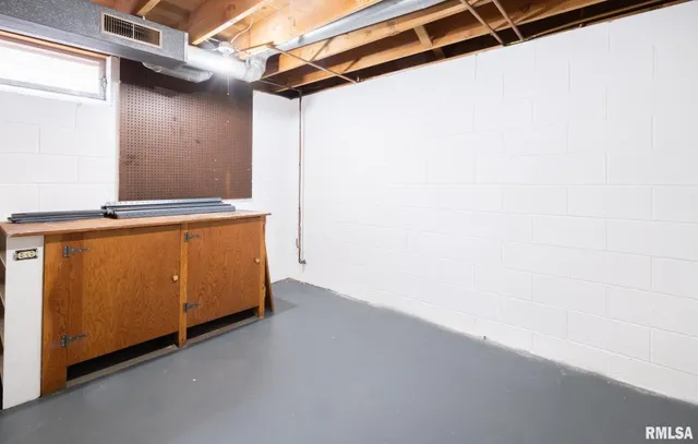 $139,900 | 1404 North 11th Street, Pekin, IL 61554