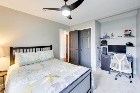 $1,200,000 | 5106 Center Avenue, Lisle, IL 60532