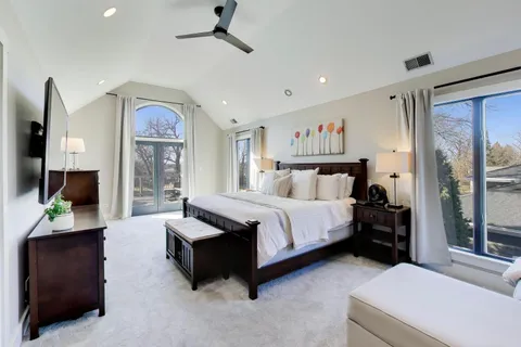 $1,200,000 | 5106 Center Avenue, Lisle, IL 60532