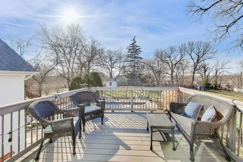 $1,200,000 | 5106 Center Avenue, Lisle, IL 60532