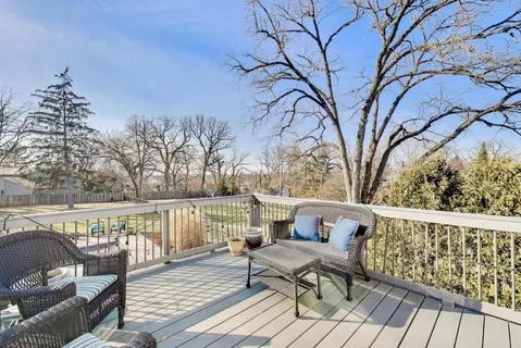 $1,200,000 | 5106 Center Avenue, Lisle, IL 60532