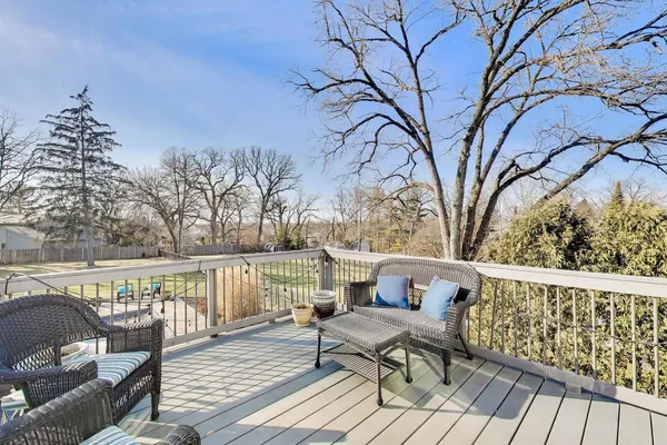 $1,200,000 | 5106 Center Avenue, Lisle, IL 60532