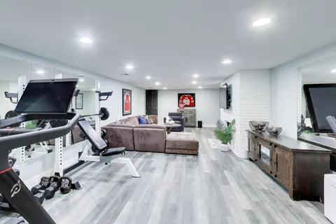 $1,200,000 | 5106 Center Avenue, Lisle, IL 60532