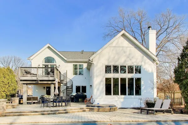 $1,200,000 | 5106 Center Avenue, Lisle, IL 60532
