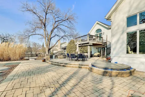 $1,200,000 | 5106 Center Avenue, Lisle, IL 60532