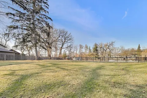 $1,200,000 | 5106 Center Avenue, Lisle, IL 60532