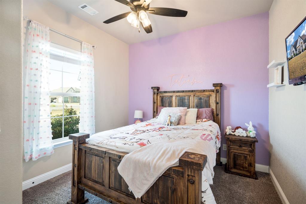 114 Chisos Drive Decatur, TX 76234 - Photo 18 of 33 Gallery Image 18