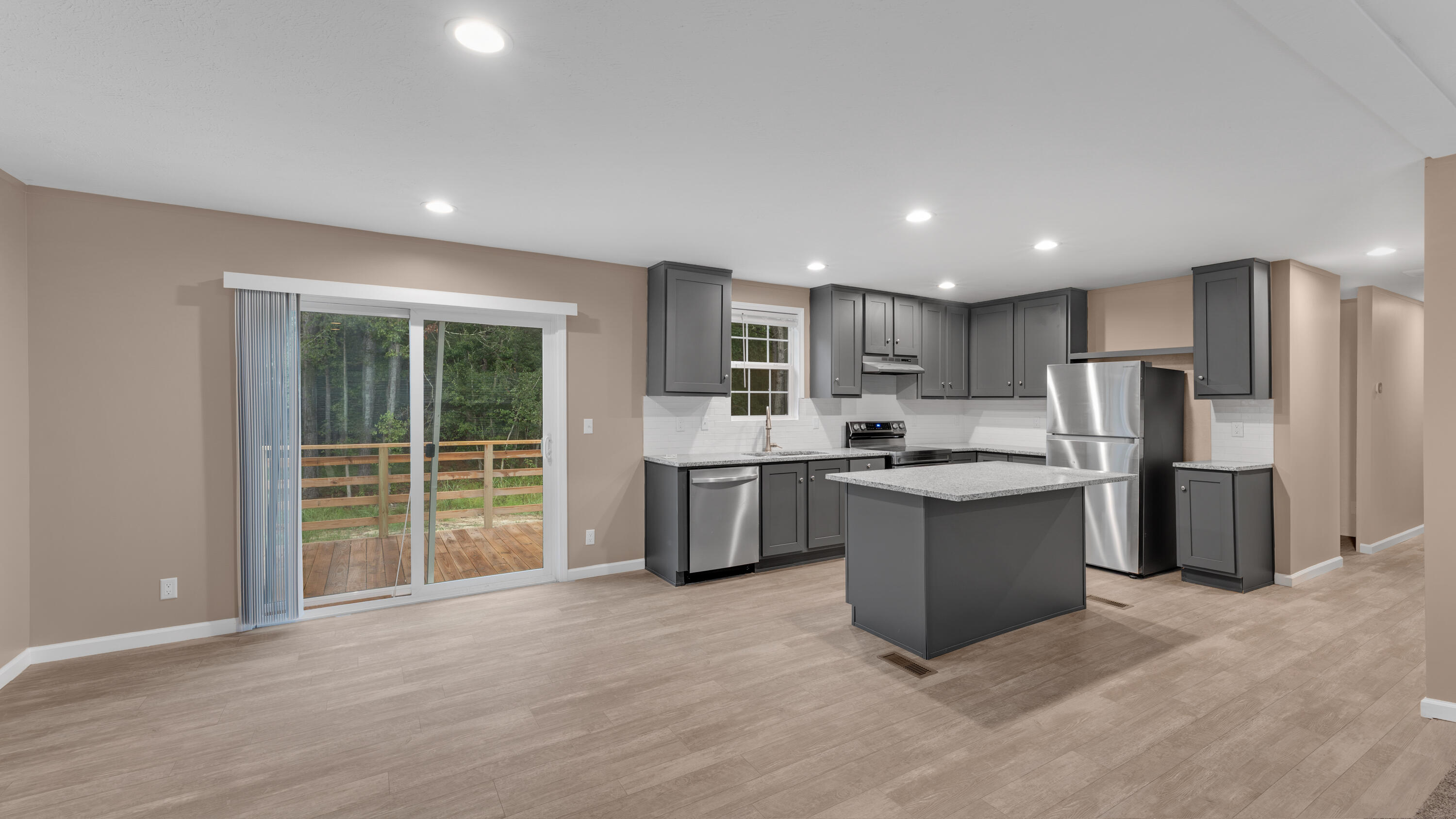380 Dike Road Bonneau, SC 29431 - Photo 5 of 25 Open Kitchen to Backayrd