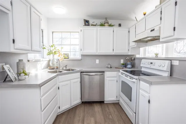 $273,000 | 1716 Windsor Drive, Gainesville, TX 76240