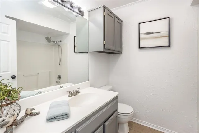 $273,000 | 1716 Windsor Drive, Gainesville, TX 76240