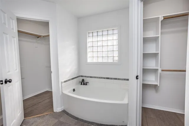 $273,000 | 1716 Windsor Drive, Gainesville, TX 76240