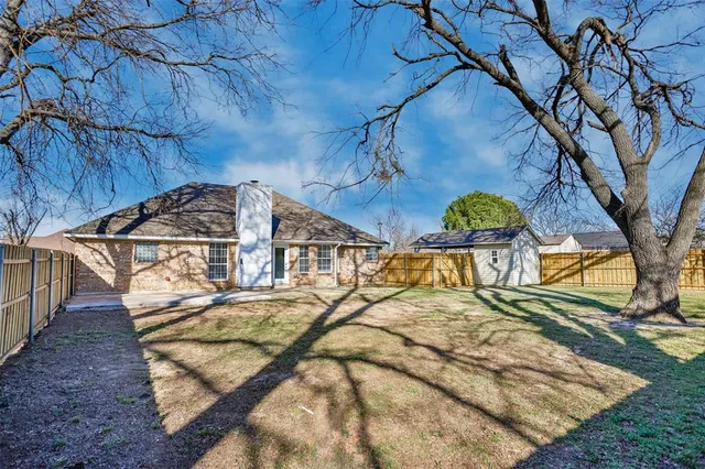 $273,000 | 1716 Windsor Drive, Gainesville, TX 76240