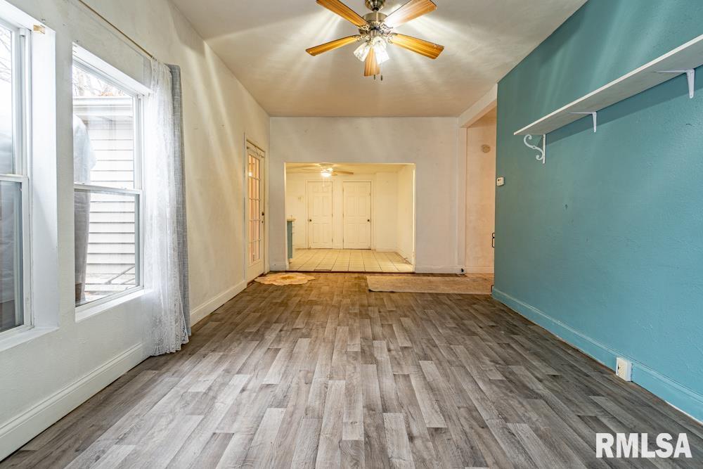 608 South Locust Street Delavan, IL 61734 - Photo 4 of 33 Gallery Image 4