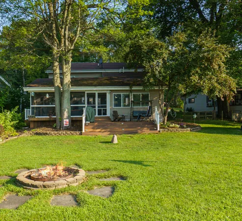 $450,000 | 11422 Lakeshore Drive, Lakeview, MI 48850