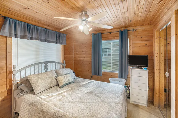 $450,000 | 11422 Lakeshore Drive, Lakeview, MI 48850